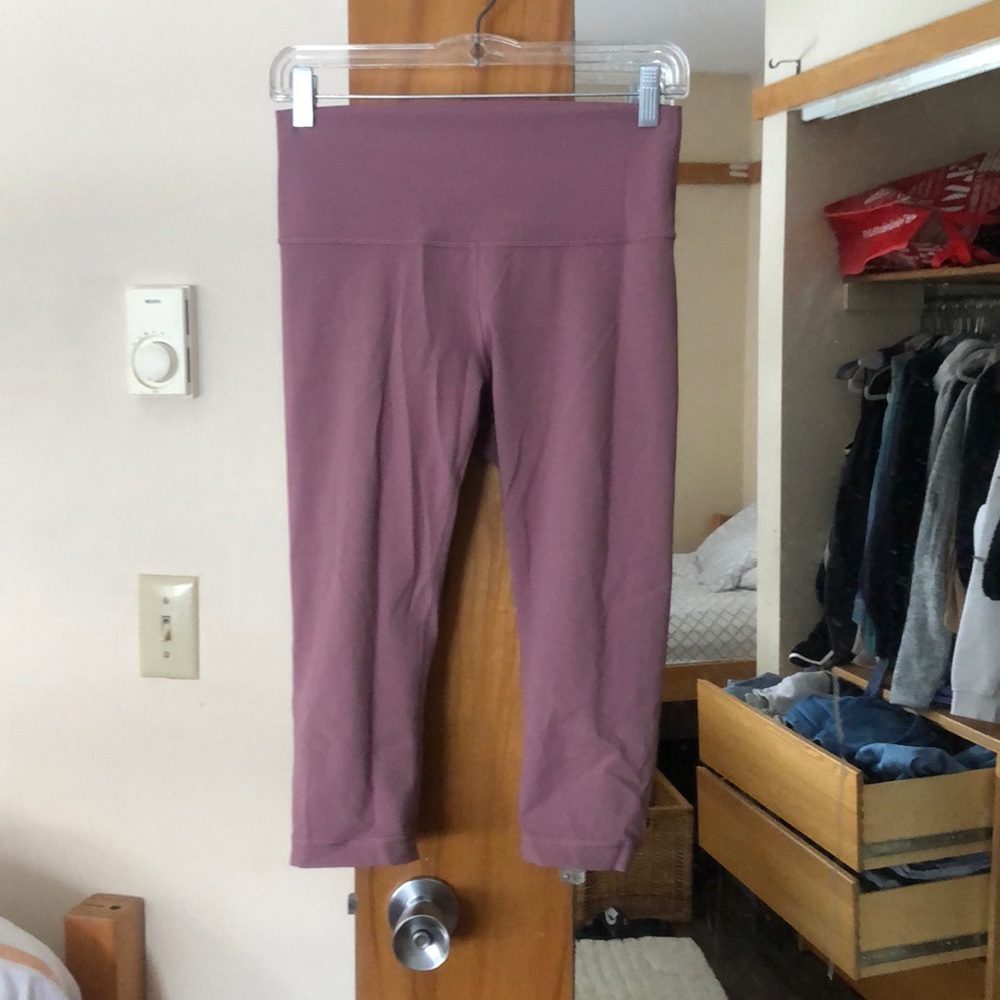 Lululemon cropped leggings